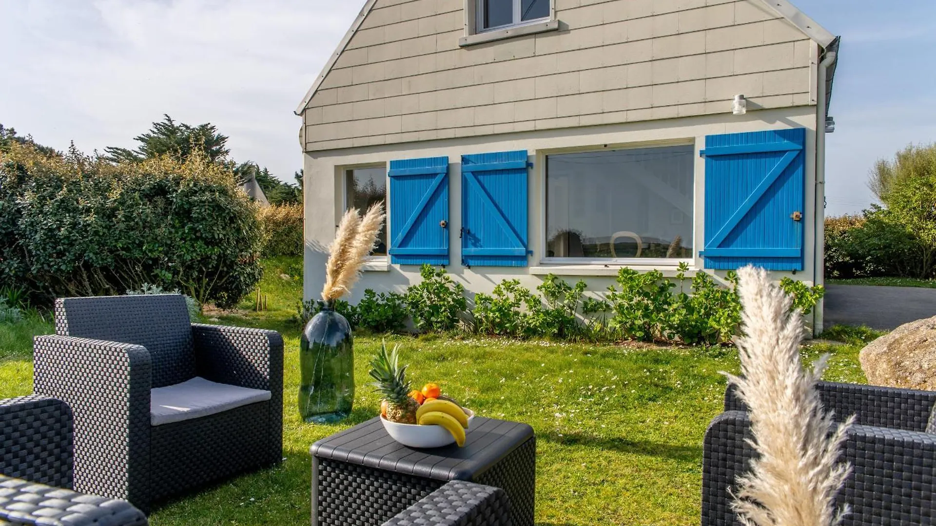 Holiday home Ty Gwen Mar - Maison Les Pieds Dans L'Eau Pour 6 Plouguerneau France